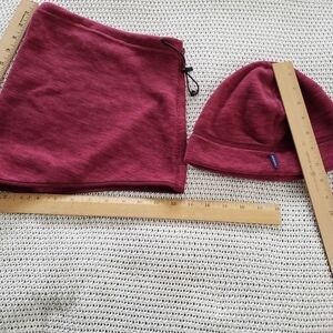 Land's End Beanie and Neck Warmer Scarf Set